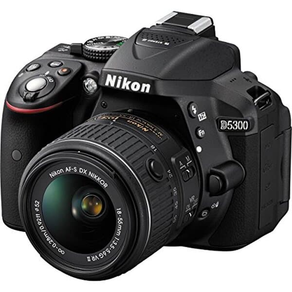 Découvrez notre test détaillé du Nikon D5300 24.2 Mpix avec wifi : performances, qualité d'image et fonctionnalités de cet appareil photo numérique prisé des photographes.